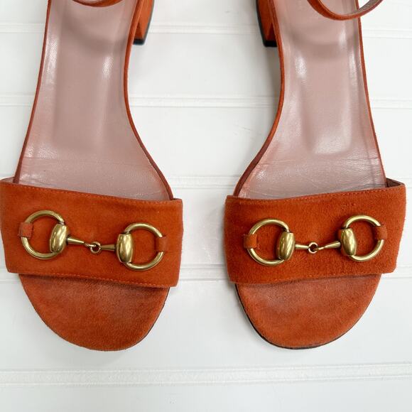 Gucci Horsebit Liliane Flat Suede Sandals Orange Gold Ankle Cuff Strap 37 - Picture 5 of 11